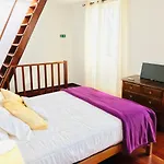 Casa Do Lugar Da Ribeira Tatil Evi