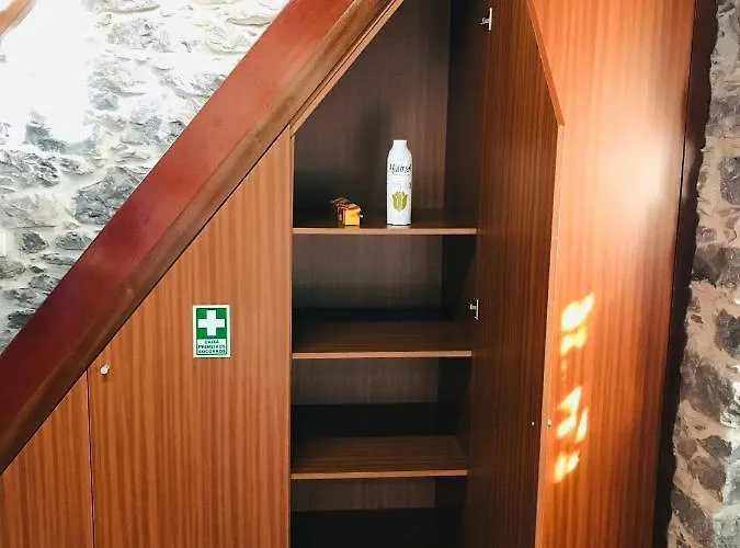 Casa Do Lugar Da Ribeira Feriehus *