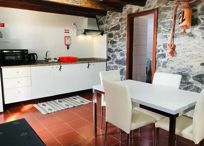 Casa Do Lugar Da Ribeira *